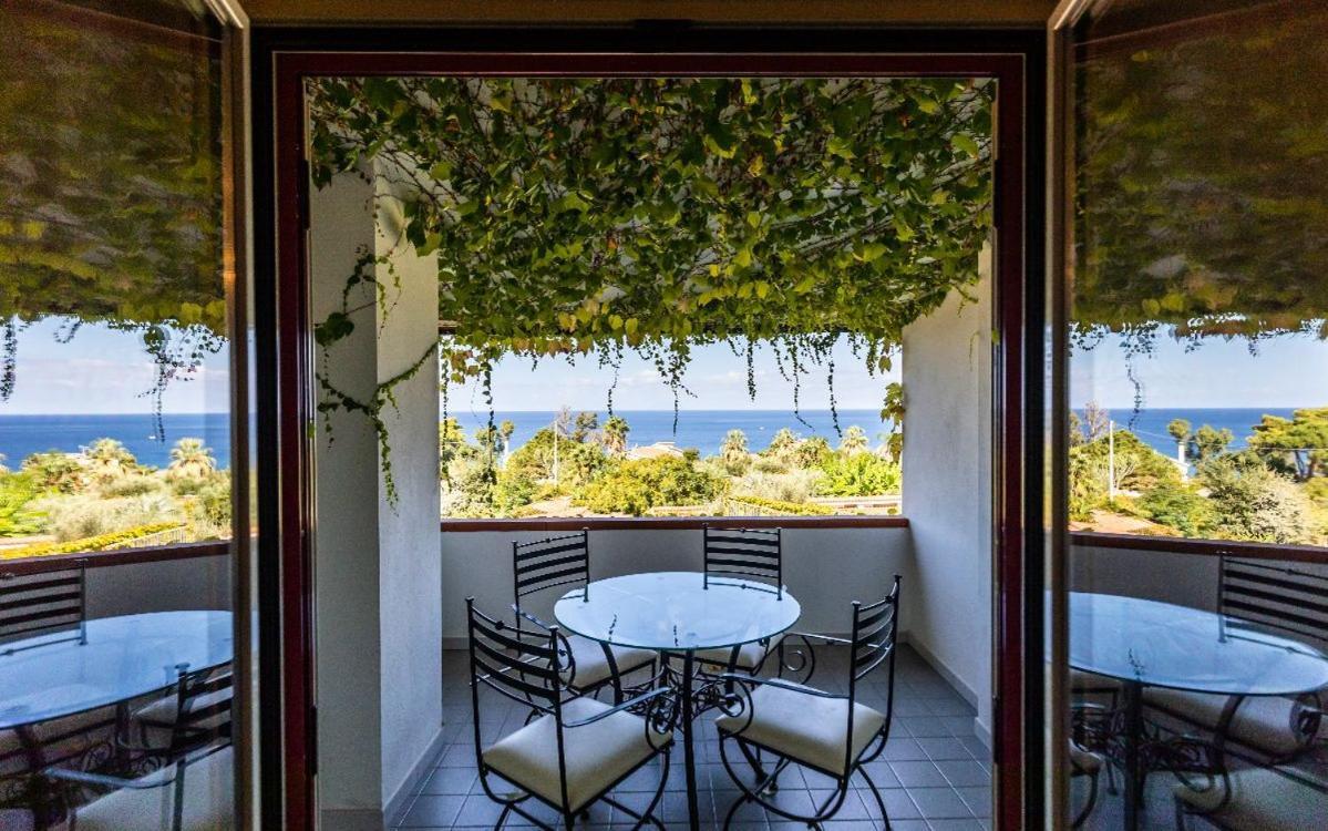 Tonicello Hotel Resort & Spa Capo Vaticano Buitenkant foto