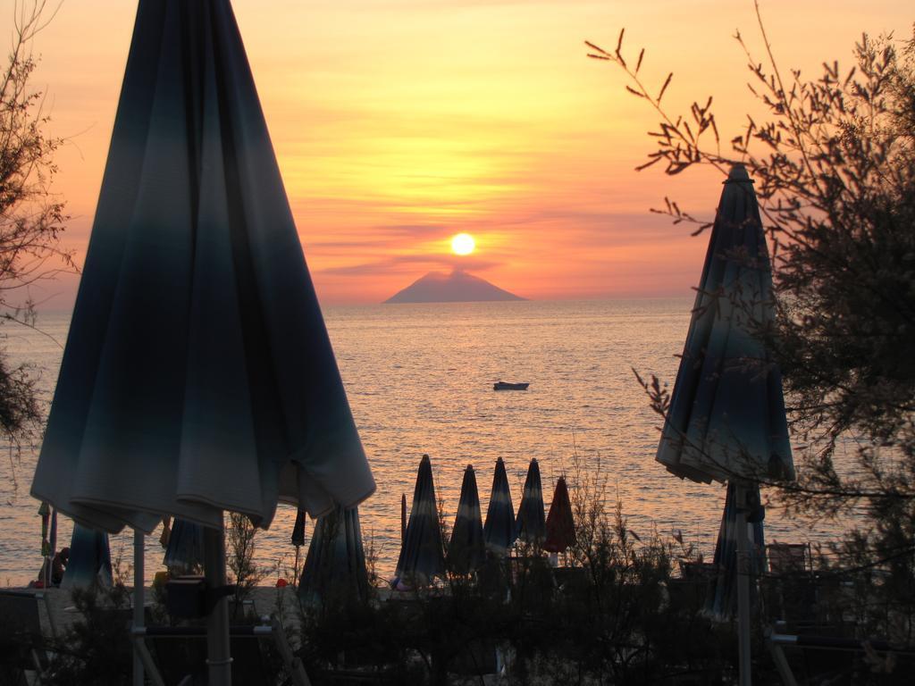 Tonicello Hotel Resort & Spa Capo Vaticano Buitenkant foto