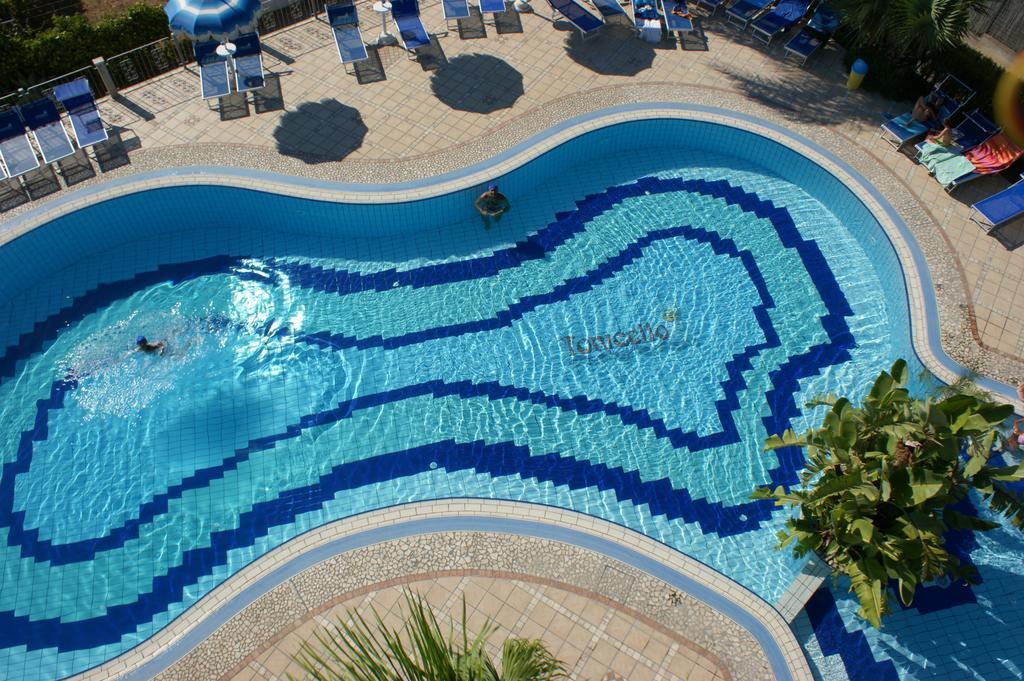 Tonicello Hotel Resort & Spa Capo Vaticano Buitenkant foto